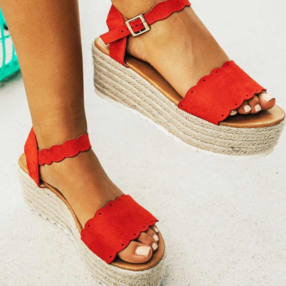 Seaside Heights Scallop Espadrille in Red